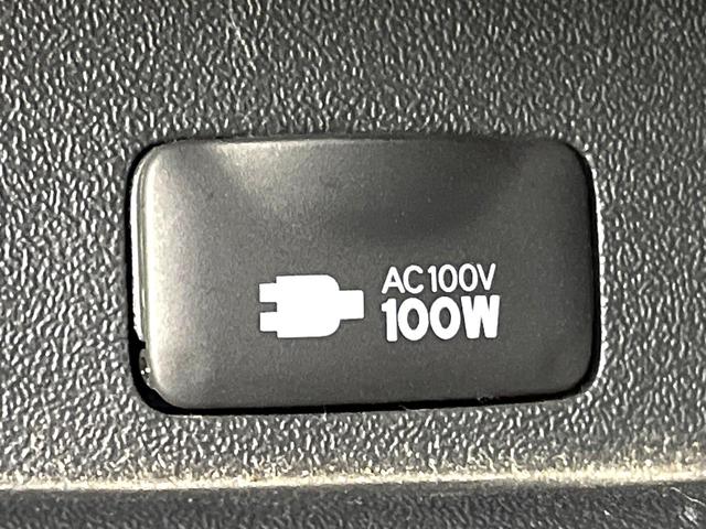 ハイエースバン スーパーＧＬ　ダークプライムＩＩ　衝突軽減　純正ナビ　全周囲カメラ　スマートキー　ドライブレコーダー　ＥＴＣ　ＬＥＤヘッドライト　Ｂｌｕｅｔｏｏｔｈ再生　デジタルインナーミラー　フルセグＴＶ　電動格納ミラー　オートハイビーム　禁煙車（38枚目）