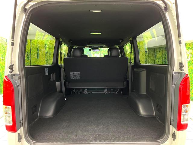 ハイエースバン スーパーＧＬ　ダークプライムＩＩ　衝突軽減　純正ナビ　全周囲カメラ　スマートキー　ドライブレコーダー　ＥＴＣ　ＬＥＤヘッドライト　Ｂｌｕｅｔｏｏｔｈ再生　デジタルインナーミラー　フルセグＴＶ　電動格納ミラー　オートハイビーム　禁煙車（46枚目）