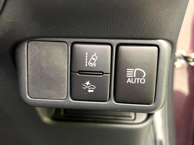 アクア Ｓスタイルブラック　禁煙車　セーフティセンス　純正ナビ　バックカメラ　ＥＴＣ　ＬＥＤヘッド　オートライト　オートエアコン　車線逸脱警報　オートマティックハイビーム　ステアリングスイッチ　スマートキー（30枚目）