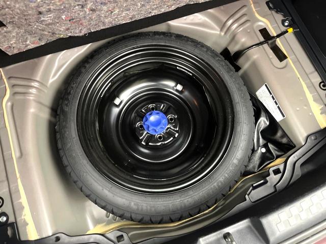 アクア Ｓスタイルブラック　禁煙車　セーフティセンス　純正ナビ　バックカメラ　ＥＴＣ　ＬＥＤヘッド　オートライト　オートエアコン　車線逸脱警報　オートマティックハイビーム　ステアリングスイッチ　スマートキー（37枚目）