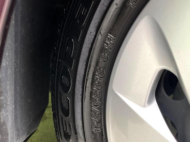 アクア Ｓスタイルブラック　禁煙車　セーフティセンス　純正ナビ　バックカメラ　ＥＴＣ　ＬＥＤヘッド　オートライト　オートエアコン　車線逸脱警報　オートマティックハイビーム　ステアリングスイッチ　スマートキー（46枚目）