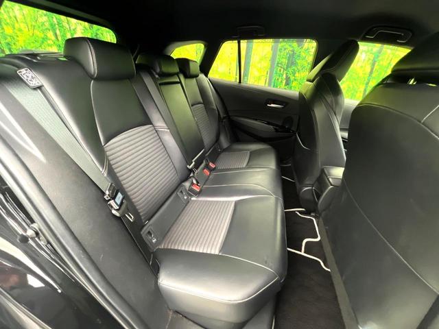 カローラツーリング ハイブリッド ダブルバイビー 禁煙車 メーカー純正ディスプレイ バックカメラ レーダークルーズコントロール セーフティセンス スマートキー 電子パーキング オートブレーキホールド ETC ハーフレザーシート オートライト(9枚目)