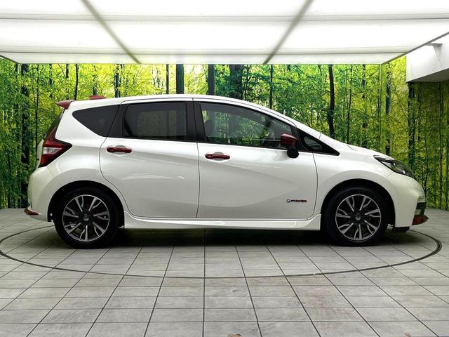 ノート ｅ－パワーオーテック　スポーツスペック　禁煙車　純正ナビ　アラウンドビューモニター　クルーズコントロール　オートエアコン　ＬＥＤヘッドライト　純正１６インチアルミ　純正革巻きステアリング　スマートキー　ＥＴＣ（40枚目）