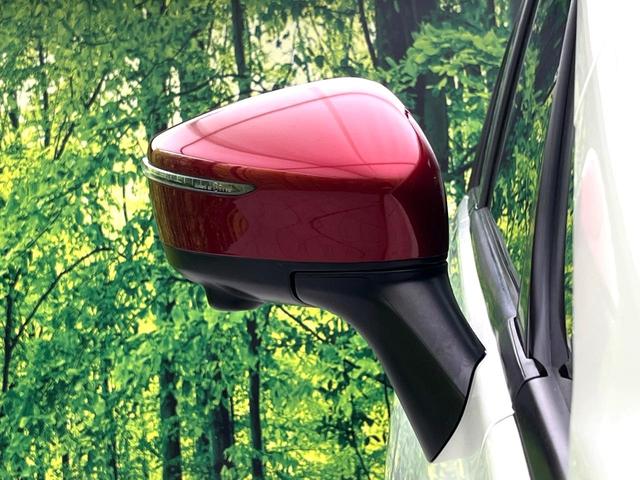 ノート ｅ－パワーオーテック　スポーツスペック　禁煙車　純正ナビ　アラウンドビューモニター　クルーズコントロール　オートエアコン　ＬＥＤヘッドライト　純正１６インチアルミ　純正革巻きステアリング　スマートキー　ＥＴＣ（41枚目）