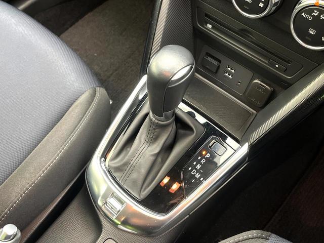 デミオ １３Ｓ　禁煙車　純正ナビ　バックカメラ　衝突軽減ブレーキ　スマートキー　ＬＥＤヘッドライト　純正１５インチアルミ　オートエアコン　電動格納ミラー　パワーウィンドウ　オートライト　ＥＴＣ（24枚目）