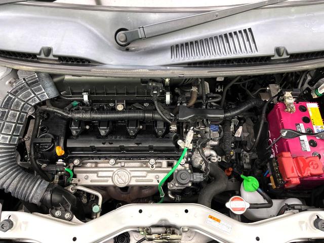 ソリオ ハイブリッドＭＺ　禁煙車　ナビ　バックカメラ　両側パワースライドドア　スズキセーフティー　レーダークルーズコントロール　ＨＩＤライト　フォグランプ　純正１５インチアルミホイール　プッシュスタート　後席シェード（18枚目）