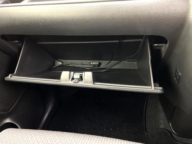 ソリオ ハイブリッドＭＺ　禁煙車　ナビ　バックカメラ　両側パワースライドドア　スズキセーフティー　レーダークルーズコントロール　ＨＩＤライト　フォグランプ　純正１５インチアルミホイール　プッシュスタート　後席シェード（43枚目）