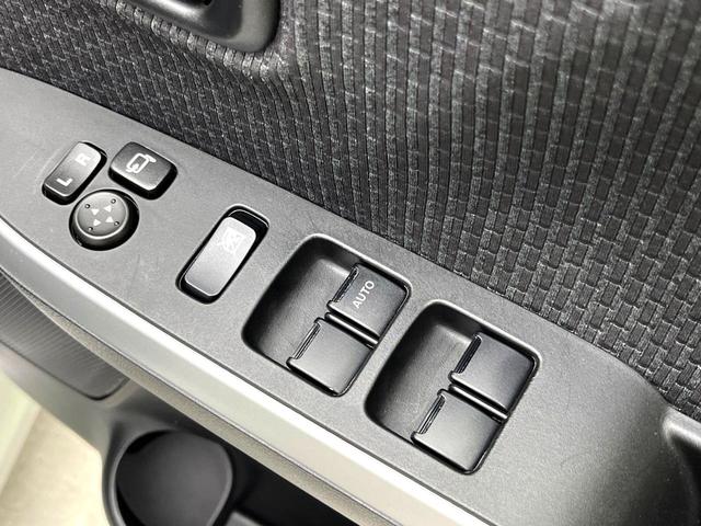 ソリオ ハイブリッドＭＺ　禁煙車　ナビ　バックカメラ　両側パワースライドドア　スズキセーフティー　レーダークルーズコントロール　ＨＩＤライト　フォグランプ　純正１５インチアルミホイール　プッシュスタート　後席シェード（44枚目）