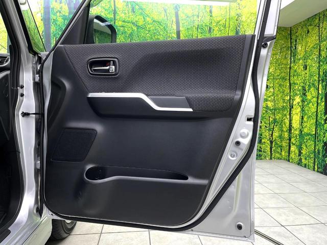 ソリオ ハイブリッドＭＺ　禁煙車　ナビ　バックカメラ　両側パワースライドドア　スズキセーフティー　レーダークルーズコントロール　ＨＩＤライト　フォグランプ　純正１５インチアルミホイール　プッシュスタート　後席シェード（48枚目）