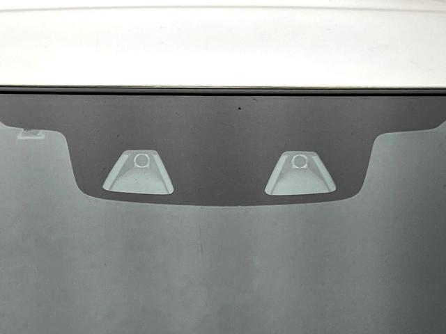 ソリオ ハイブリッドＭＺ　禁煙車　ナビ　バックカメラ　両側パワースライドドア　スズキセーフティー　レーダークルーズコントロール　ＨＩＤライト　フォグランプ　純正１５インチアルミホイール　プッシュスタート　後席シェード（55枚目）