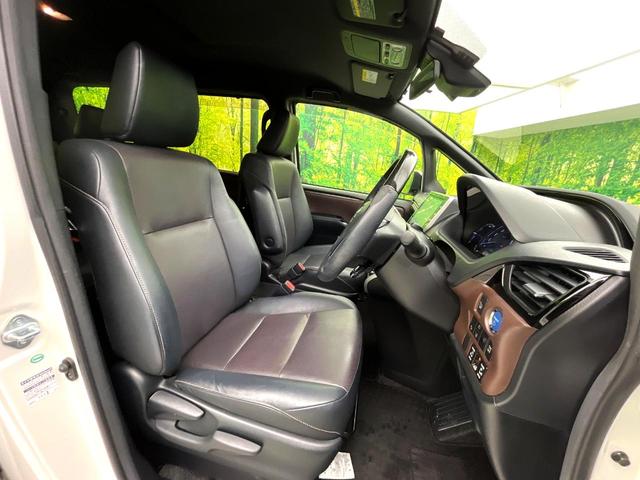 エスクァイア ハイブリッドＧｉ　禁煙車　純正１０型ナビ　バックカメラ　シートヒーター　両側電動スライドドア　ＬＥＤヘッド　セーフティセンス　純正１５インチアルミ　スマートキー　ＥＴＣ　オートエアコン　クルコン　オートライト（8枚目）