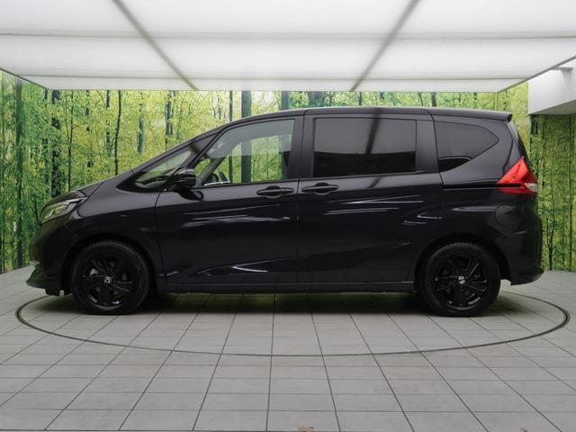 フリードハイブリッド ハイブリッド・Ｇブラックスタイル　禁煙車　純正９型ナビ　両側電動スライドドア　バックカメラ　ホンダセンシング　ドラレコ　コーナーセンサー　スマートキー　ＬＥＤヘッド　ビルトインＥＴＣ　オートライト　オートエアコン（54枚目）