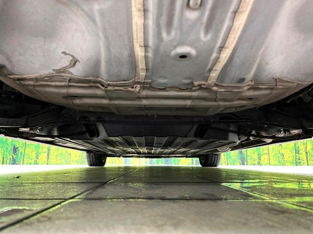 フィットハイブリッド Ｓパッケージ　禁煙車　純正ナビ　バックカメラ　衝突軽減ブレーキ　クルコン　スマートキー　ＨＩＤヘッド　純正１６インチアルミ　オートライト　オートエアコン　パドルシフト　ＥＴＣ　ＢＬＵＥＴＯＯＴＨ（19枚目）