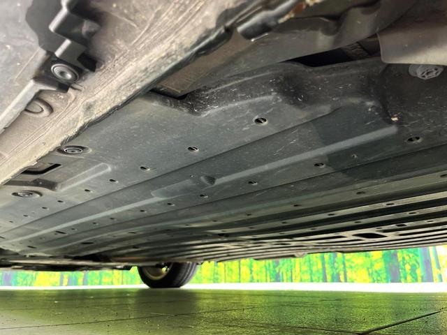 フィットハイブリッド Ｓパッケージ　禁煙車　純正ナビ　バックカメラ　衝突軽減ブレーキ　クルコン　スマートキー　ＨＩＤヘッド　純正１６インチアルミ　オートライト　オートエアコン　パドルシフト　ＥＴＣ　ＢＬＵＥＴＯＯＴＨ（44枚目）