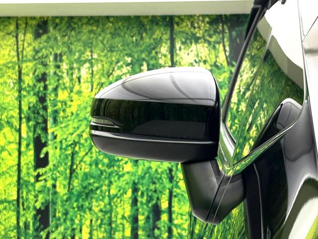 フィットハイブリッド Ｓパッケージ　禁煙車　純正ナビ　バックカメラ　衝突軽減ブレーキ　クルコン　スマートキー　ＨＩＤヘッド　純正１６インチアルミ　オートライト　オートエアコン　パドルシフト　ＥＴＣ　ＢＬＵＥＴＯＯＴＨ（50枚目）