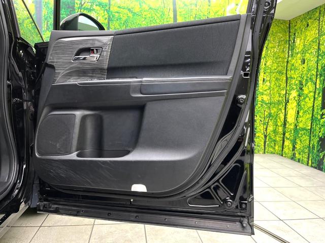 オデッセイ アブソルート・ＥＸ　禁煙車　純正ナビ　フリップダウンモニター　衝突軽減ブレーキシステム　両側電動スライドドア　ＨＩＤヘッド　クルコン　純正１８インチアルミ　パドルシフト　パワーシート　ＥＴＣ　スマートキー（21枚目）