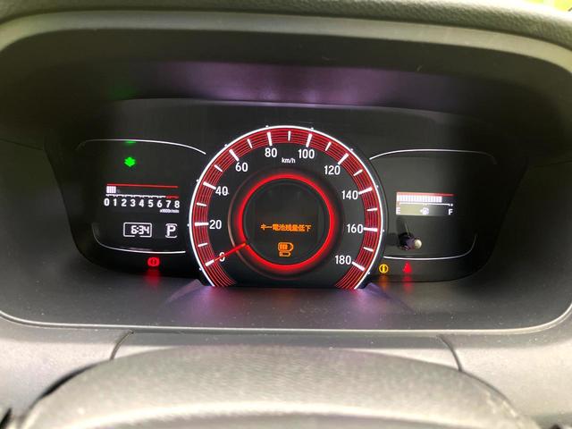 オデッセイ アブソルート・ＥＸ　禁煙車　純正ナビ　フリップダウンモニター　衝突軽減ブレーキシステム　両側電動スライドドア　ＨＩＤヘッド　クルコン　純正１８インチアルミ　パドルシフト　パワーシート　ＥＴＣ　スマートキー（34枚目）