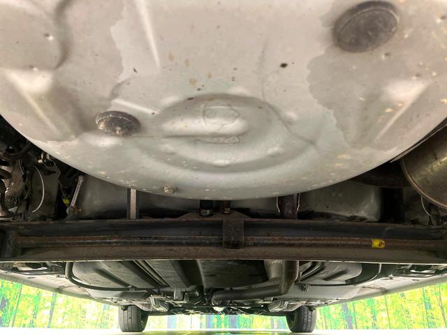 シエンタ Ｇ　クエロ　純正ＳＤナビ　バックカメラ　トヨタセーフティセンス　ＬＥＤヘッドライト　ビルトインＥＴＣ　スマートキー　オートエアコン　ドライブレコーダー　Ｂｌｕｅｔｏｏｔｈ再生　フルセグＴＶ　ステアリングスイッチ（19枚目）