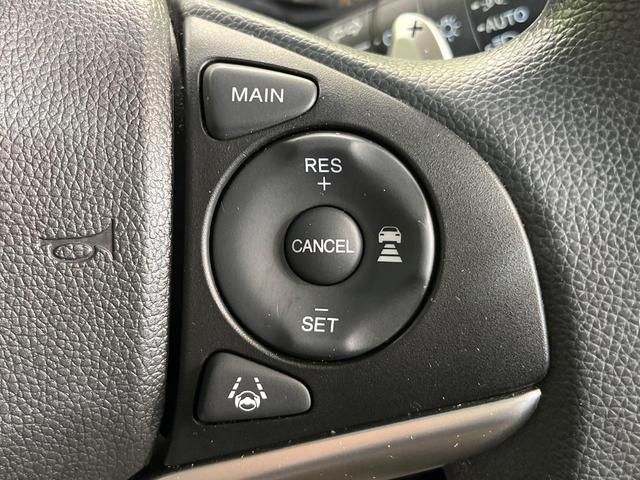 フィット 13G・S ホンダセンシング 純正SDナビ バックカメラ ホンダセンシング レーダークルーズ 禁煙車 ドラレコ スマートキー LEDヘッド ETC 車線逸脱警報 オートライト オートエアコン 純正15インチアルミ(29枚目)