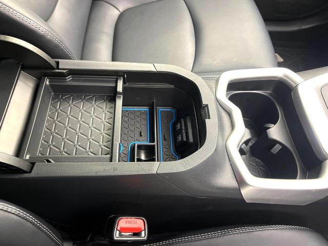 RAV4 G 純正9型ナビ バックカメラ 禁煙車 ブラインドスポット セーフティセンス シートヒーター シートメモリー パワーシート ステアリングヒーター パワーバックドア コーナーセンサー ETC 4WD(42枚目)