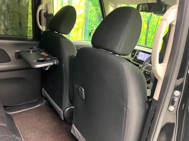 デイズルークス ハイウェイスター　Ｇターボ　純正ナビ　全周囲カメラ　禁煙車　両側電動スライドドア　エマージェンシーブレーキ　コーナーセンサー　ＨＩＤヘッド　純正１５インチアルミ　ターボ　クルコン　ＢＬＵＥＴＯＯＴ　スマートキー　オートハイビーム（42枚目）