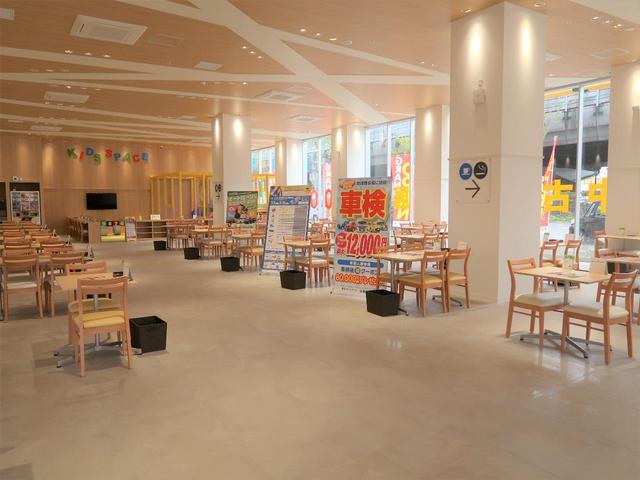 デイズルークス ハイウェイスター　Ｇターボ　純正ナビ　全周囲カメラ　禁煙車　両側電動スライドドア　エマージェンシーブレーキ　コーナーセンサー　ＨＩＤヘッド　純正１５インチアルミ　ターボ　クルコン　ＢＬＵＥＴＯＯＴ　スマートキー　オートハイビーム（78枚目）