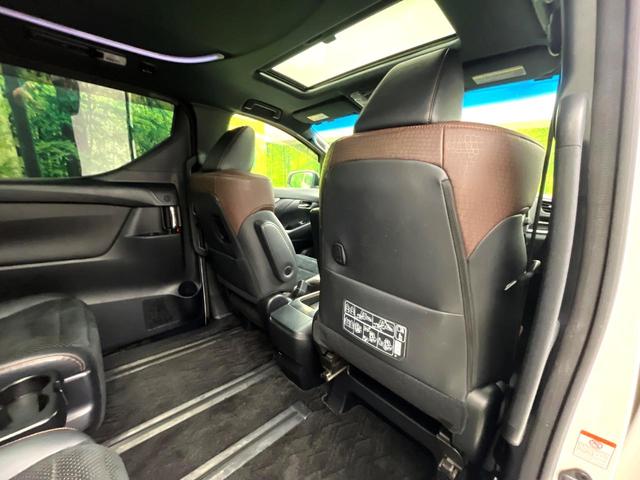 アルファード 2.5S Aパッケージ タイプブラック 禁煙車 サンルーフ メーカー純正10インチナビ パワーバックドア レーダークルーズコントロール バックカメラ ETC ドライブレコーダー 電子パーキング オートブレーキホールド 両側パワースライドドア(42枚目)