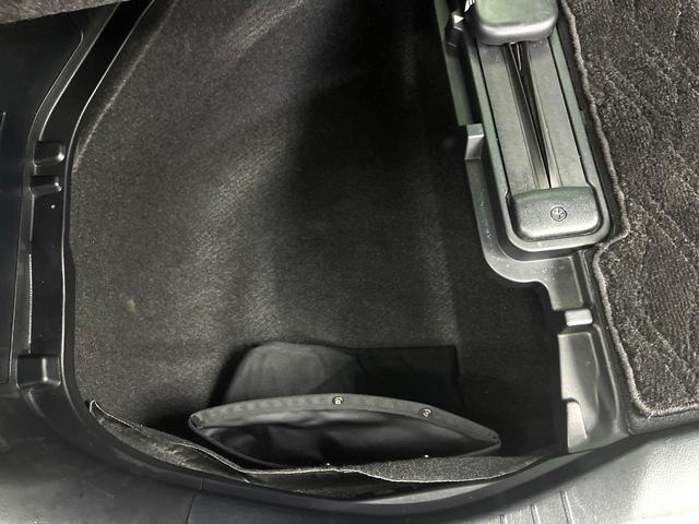 アルファード 2.5S Aパッケージ タイプブラック 禁煙車 サンルーフ メーカー純正10インチナビ パワーバックドア レーダークルーズコントロール バックカメラ ETC ドライブレコーダー 電子パーキング オートブレーキホールド 両側パワースライドドア(47枚目)