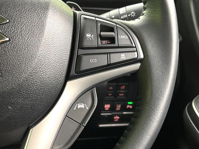 【アダプティブクルーズコントロール】高速道路での長距離走行が楽に！！自動で速度を保つクルーズコントロールが、衝突軽減システムと連携し、前方の車両を感知して車間を保つように速度調節してくれます！！