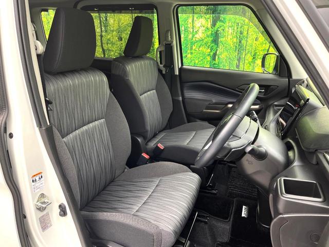 運転席シート廻りは使用感も少なく、良好な状態となっています。丁寧に使われていたことがよくわかりますね。