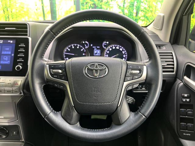 ランドクルーザープラド TX Lパッケージ 禁煙車 7人乗り 4WD 純正ナビ 全周囲カメラ パワーシート シートヒーター ウッドコンビステアリング LEDヘッドライト 純正19インチアルミ 黒革シート クルーズコントロール ETC(12枚目)