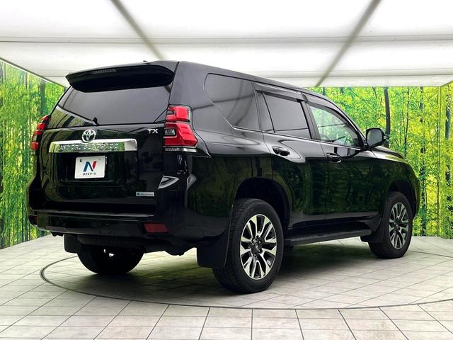 ランドクルーザープラド TX Lパッケージ 禁煙車 7人乗り 4WD 純正ナビ 全周囲カメラ パワーシート シートヒーター ウッドコンビステアリング LEDヘッドライト 純正19インチアルミ 黒革シート クルーズコントロール ETC(18枚目)