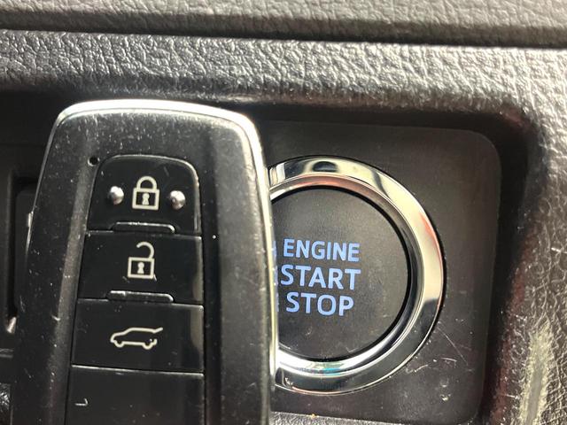 ランドクルーザープラド TX Lパッケージ 禁煙車 7人乗り 4WD 純正ナビ 全周囲カメラ パワーシート シートヒーター ウッドコンビステアリング LEDヘッドライト 純正19インチアルミ 黒革シート クルーズコントロール ETC(40枚目)