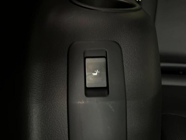 ランドクルーザープラド TX Lパッケージ 禁煙車 7人乗り 4WD 純正ナビ 全周囲カメラ パワーシート シートヒーター ウッドコンビステアリング LEDヘッドライト 純正19インチアルミ 黒革シート クルーズコントロール ETC(43枚目)