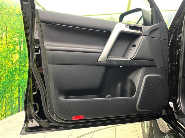 ランドクルーザープラド TX Lパッケージ 禁煙車 7人乗り 4WD 純正ナビ 全周囲カメラ パワーシート シートヒーター ウッドコンビステアリング LEDヘッドライト 純正19インチアルミ 黒革シート クルーズコントロール ETC(52枚目)