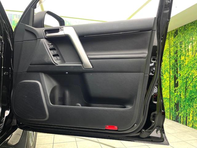 ランドクルーザープラド TX Lパッケージ 禁煙車 7人乗り 4WD 純正ナビ 全周囲カメラ パワーシート シートヒーター ウッドコンビステアリング LEDヘッドライト 純正19インチアルミ 黒革シート クルーズコントロール ETC(53枚目)