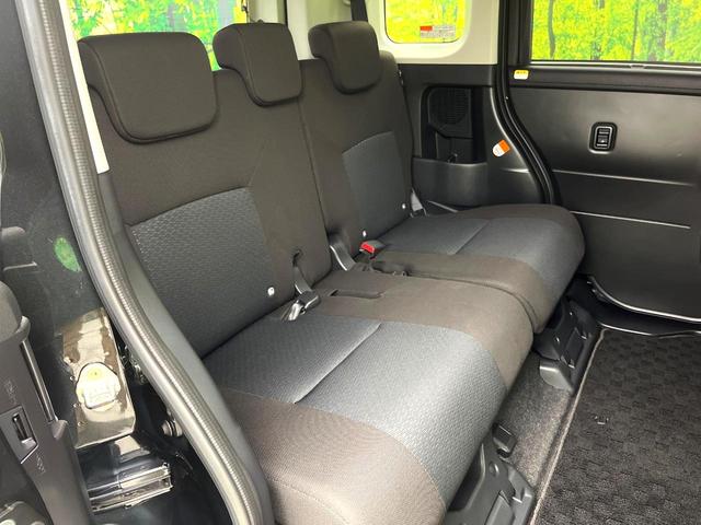 ルーミー Ｘ　禁煙車　純正９型ディスプレイオーディオ　スマートアシスト　バックカメラ　パワースライドドア　コーナーセンサー　スマートキー　アイドリングストップ　エアコン　オートライト　ＥＴＣ（9枚目）