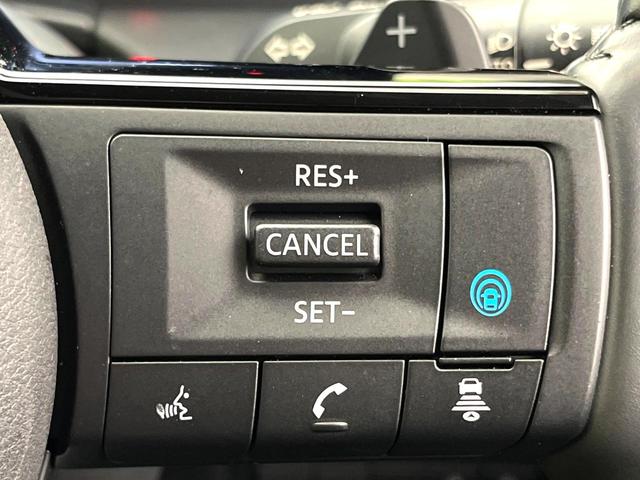 セレナ ハイウェイスターＶ　禁煙車　純正１２型ナビ　フリップダウン　プロパイロット　全周囲カメラ　両側電動スライドドア　デジタルインナーミラー　ブラインドスポット　インテリジェントエマージェンシーブレーキ　ＥＴＣ（5枚目）