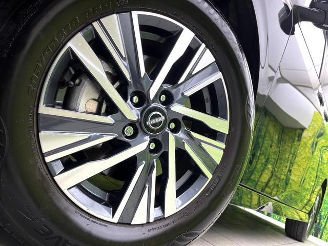 セレナ ハイウェイスターＶ　禁煙車　純正１２型ナビ　フリップダウン　プロパイロット　全周囲カメラ　両側電動スライドドア　デジタルインナーミラー　ブラインドスポット　インテリジェントエマージェンシーブレーキ　ＥＴＣ（13枚目）