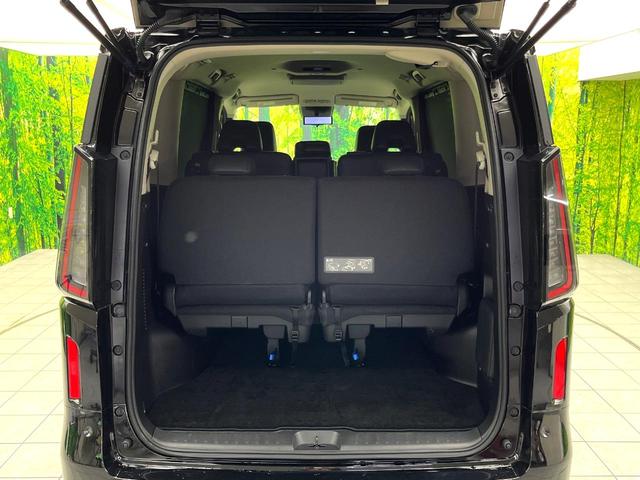 セレナ ハイウェイスターＶ　禁煙車　純正１２型ナビ　フリップダウン　プロパイロット　全周囲カメラ　両側電動スライドドア　デジタルインナーミラー　ブラインドスポット　インテリジェントエマージェンシーブレーキ　ＥＴＣ（44枚目）