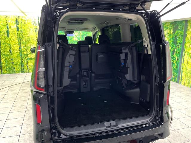 セレナ ハイウェイスターＶ　禁煙車　純正１２型ナビ　フリップダウン　プロパイロット　全周囲カメラ　両側電動スライドドア　デジタルインナーミラー　ブラインドスポット　インテリジェントエマージェンシーブレーキ　ＥＴＣ（46枚目）