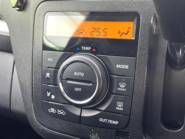 ワゴンR リミテッド 禁煙車 スマートキー ドライブレコーダー ETC オートライト HIDヘッドライト オートエアコン パワーウィンドウ 電動格納ミラー 純正革巻きステアリング CD FM ラジオ フロアマット(7枚目)