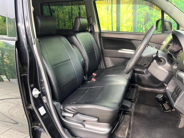 ワゴンR リミテッド 禁煙車 スマートキー ドライブレコーダー ETC オートライト HIDヘッドライト オートエアコン パワーウィンドウ 電動格納ミラー 純正革巻きステアリング CD FM ラジオ フロアマット(8枚目)