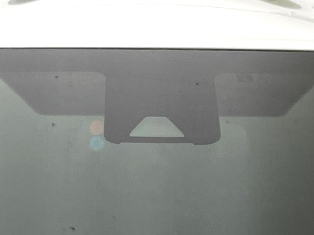 ヤリスクロス G ディスプレイオーディオ セーフティセンス 全周囲カメラ レーダークルーズ コーナーセンサー スマートキー LEDヘッドラ ETC 純正16インチアルミ オートライト オートエアコン Bluetooth(3枚目)