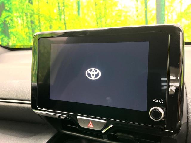 ヤリスクロス ハイブリッドZ 全周囲カメラ 衝突被害軽減システム レーダークルーズ 禁煙車 パワーシート ドラレコ コーナーセンサー スマートキー LEDヘッド ビルトインETC 純正18インチアルミ 車線逸脱警報 オートライト(4枚目)