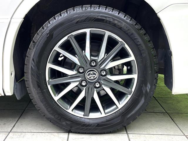 ヴォクシー ZS 煌 禁煙車 アルパイン製11型ナビ アルパイン製後席モニター 両側パワースライドドア トヨタセーフティーセンス LEDライト オートライト フォグランプ ETC 純正16インチアルミホイール(28枚目)