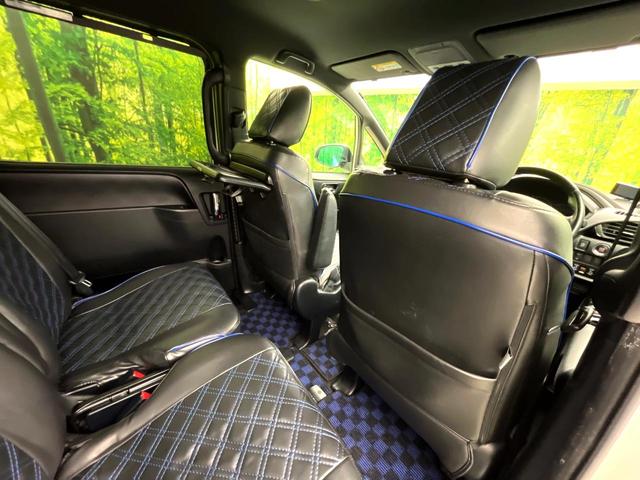 ヴォクシー ZS 煌 禁煙車 アルパイン製11型ナビ アルパイン製後席モニター 両側パワースライドドア トヨタセーフティーセンス LEDライト オートライト フォグランプ ETC 純正16インチアルミホイール(50枚目)