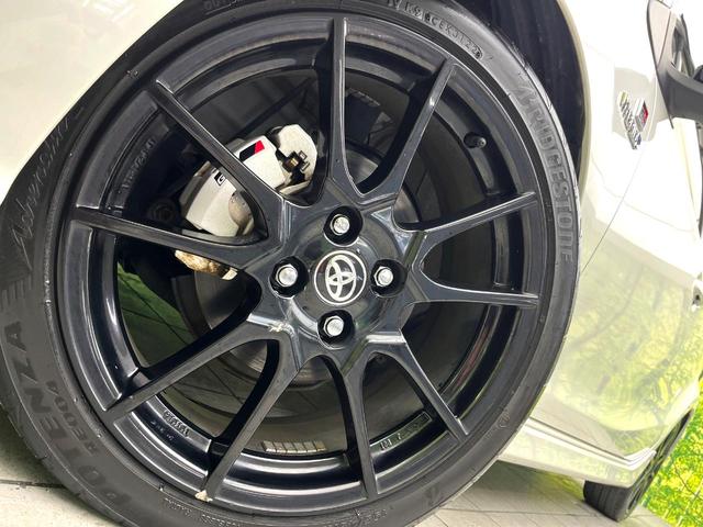 アクア Ｇ　ＧＲスポーツ・１７インチパッケージ　禁煙車　セーフティセンス　純正９型ナビ　バックカメラ　ＥＴＣ　車線逸脱警報　オートマティックハイビーム　横滑り防止装置　ＬＥＤヘッド　オートライト　オートエアコン　電動格納ミラー　スマートキー（13枚目）