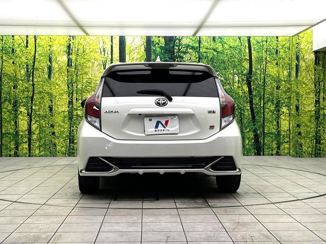 アクア Ｇ　ＧＲスポーツ・１７インチパッケージ　禁煙車　セーフティセンス　純正９型ナビ　バックカメラ　ＥＴＣ　車線逸脱警報　オートマティックハイビーム　横滑り防止装置　ＬＥＤヘッド　オートライト　オートエアコン　電動格納ミラー　スマートキー（15枚目）