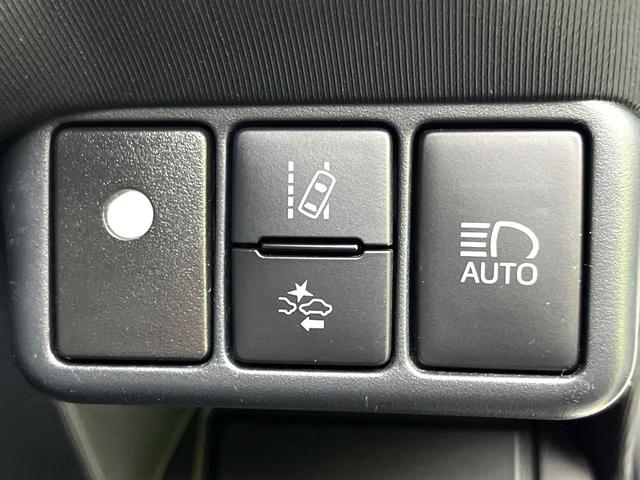 アクア Ｇ　ＧＲスポーツ・１７インチパッケージ　禁煙車　セーフティセンス　純正９型ナビ　バックカメラ　ＥＴＣ　車線逸脱警報　オートマティックハイビーム　横滑り防止装置　ＬＥＤヘッド　オートライト　オートエアコン　電動格納ミラー　スマートキー（30枚目）